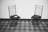 Von Silberland‘s Kunstwerk ‘Pong and Chairs‘